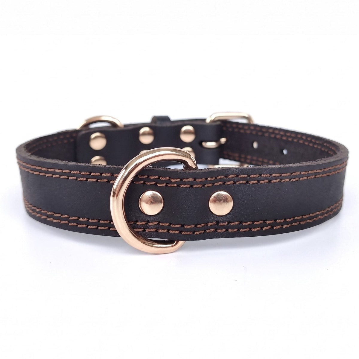 collier pour chien en cuir noir boldbark produit seul boucle et anneau dore studio