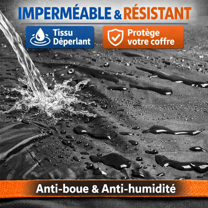 Surface de housse de coffre noire avec gouttes d’eau, chaussée orange, mettant en avant son tissu déperlant et sa résistance.