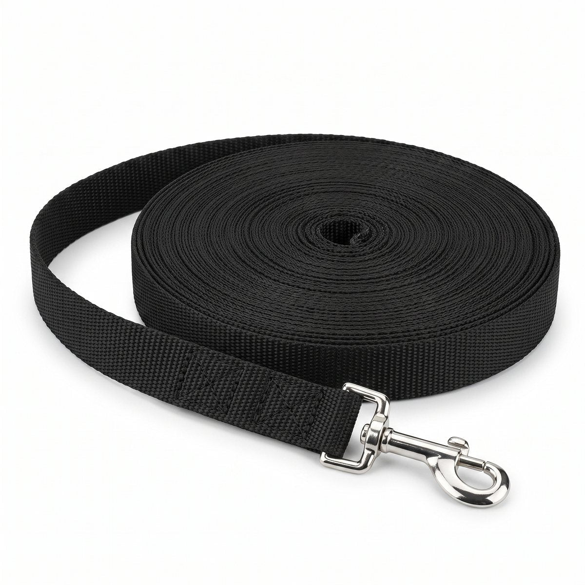 Laisse corde chien enroulée coloris noir, photo produit isolée sur fond blanc avec mousqueton argenté