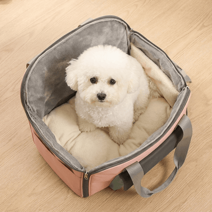 sac de transport pour chien convertible en tente FluffyBaby rose vue de dessus bichon frise assis sur le coussin