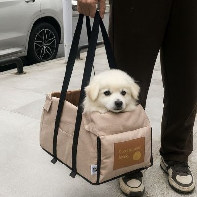 sac de transport pour chien porté à l’épaule en extérieur TravelSafe™