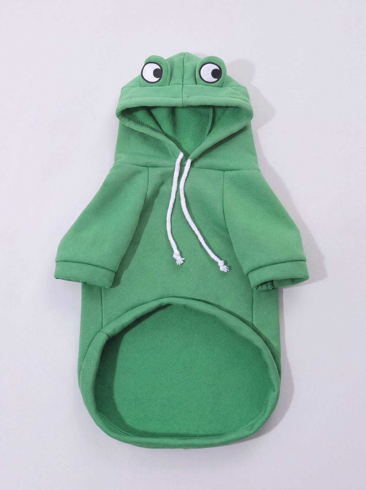 Sweat à capuche chien grenouille vert en polaire, capuche aux yeux brodés et cordon blanc, vue de face