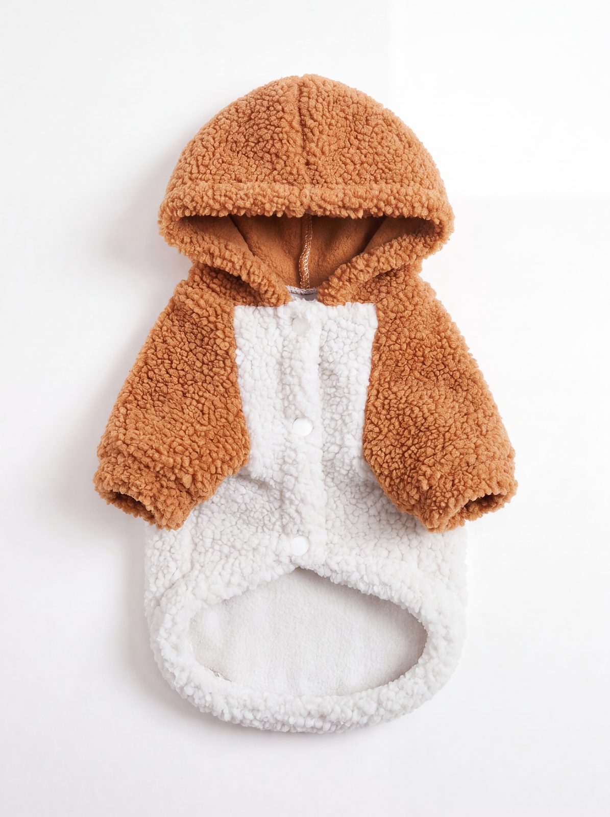 Sweat à capuche chien teddy caramel et crème, vue de face à plat
